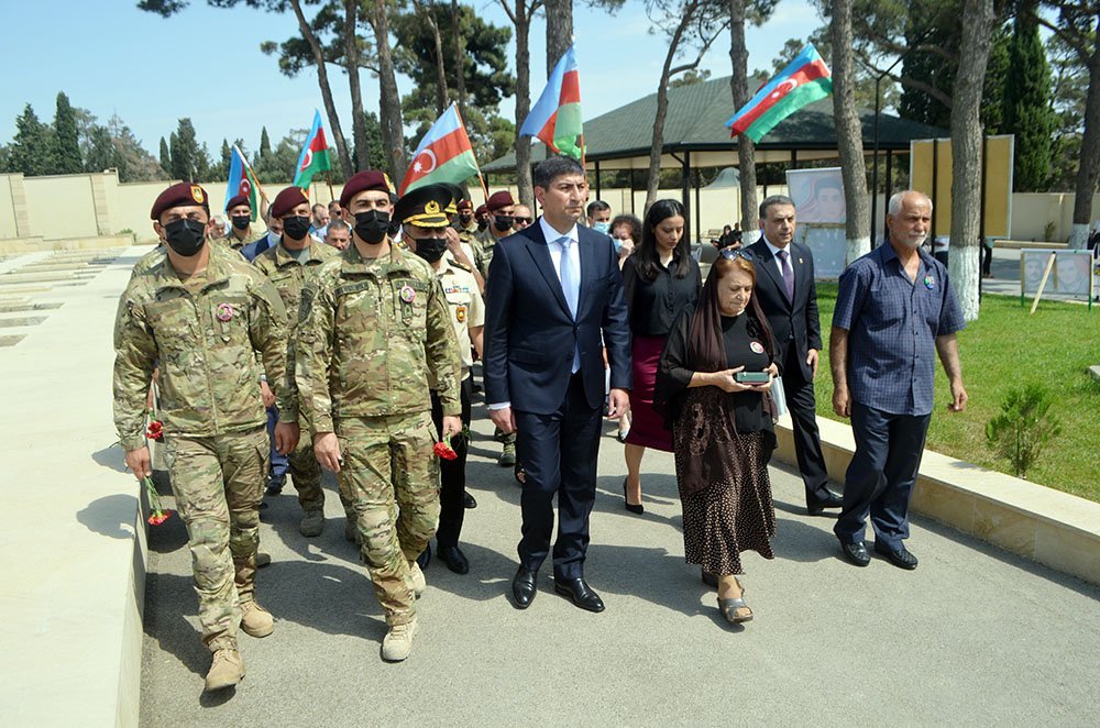Murovdağın zirvəsində əbədiyyətə qovuşan şəhid kapitanın xatirəsi ehtiramla anılıb
