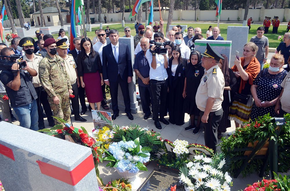 Murovdağın zirvəsində əbədiyyətə qovuşan şəhid kapitanın xatirəsi ehtiramla anılıb