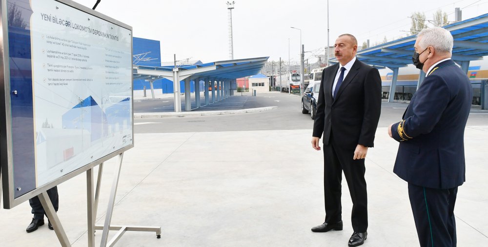 İlham Əliyev yeni Biləcəri lokomotiv deposunun açılışında iştirak edib