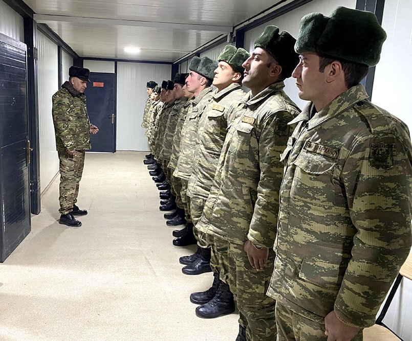 Laçın rayonunda yerləşən hərbi hissələrin döyüş hazırlığı yoxlanılıb