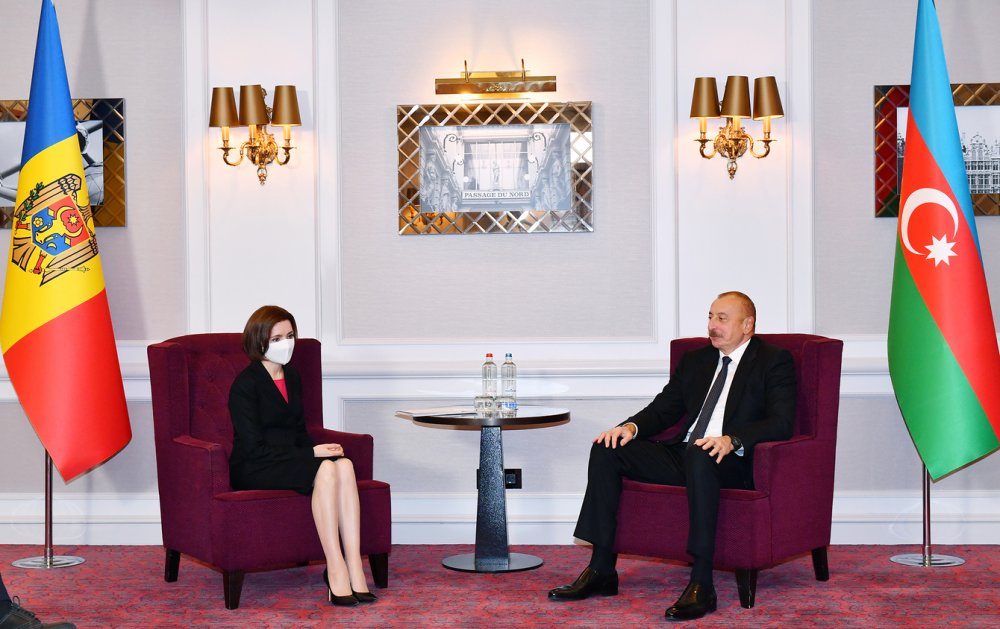 Brüsseldə İlham Əliyevin Moldova Prezidenti Maya Sandu ilə görüşü olub