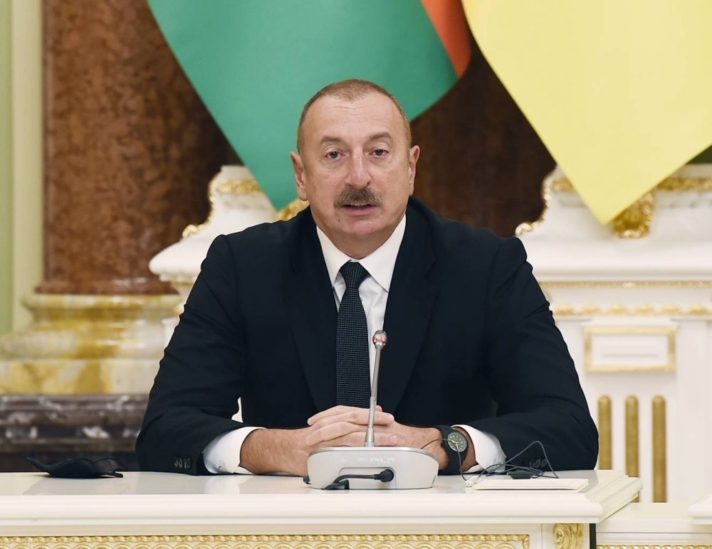 İlham Əliyevin Ukraynaya işgüzar səfəri başa çatıb