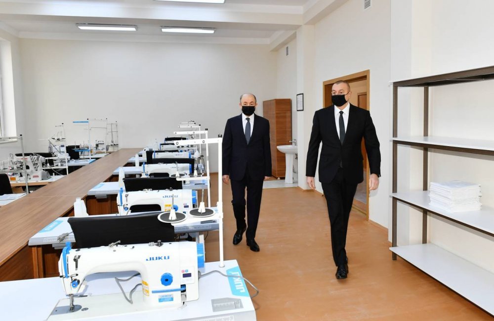 İlham Əliyev Bakıda yeni inşa edilmiş müasir penitensiar müəssisələrdə yaradılan şəraitlə tanış olub