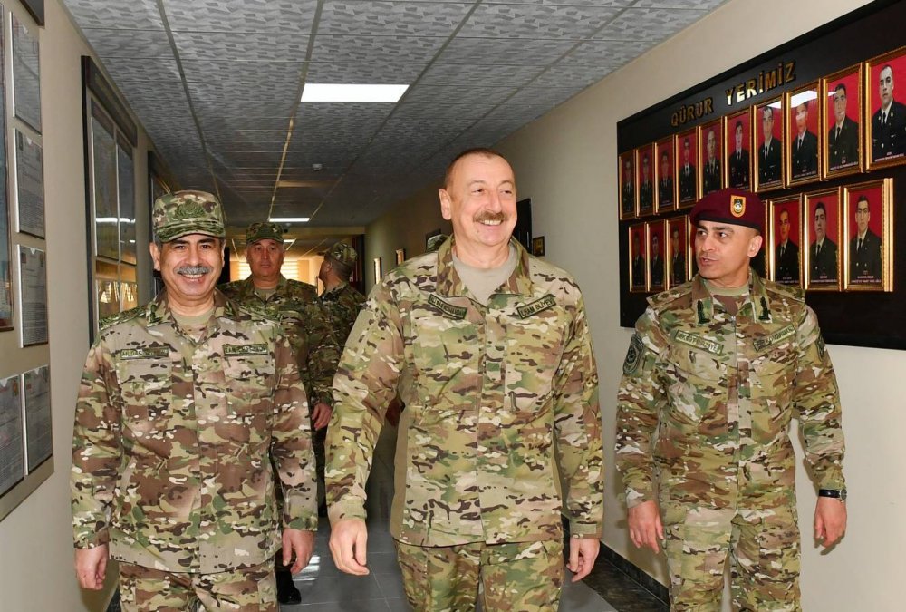 İlham Əliyev Müdafiə Nazirliyinin Xüsusi Təyinatlı Qüvvələrinin “N” saylı hərbi hissəsində olub
