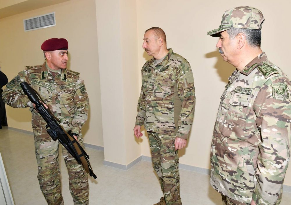 İlham Əliyev Müdafiə Nazirliyinin Xüsusi Təyinatlı Qüvvələrinin “N” saylı hərbi hissəsində olub