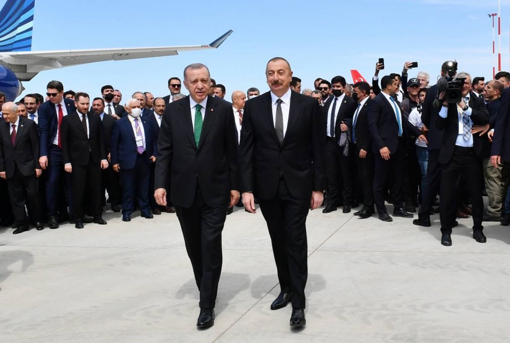 Azərbaycan Prezidenti İlham Əliyevin Türkiyəyə işgüzar səfəri. Azərbaycan və Türkiyə prezidentləri Rize-Artvin Hava Limanının açılış mərasimində iştirak ediblər Azərbaycan Prezidenti İlham Əliyevin Türkiyəyə işgüzar səfəri. Azərbaycan və Türkiyə prezidentləri Rize-Artvin Hava Limanının açılış mərasimində iştirak ediblər