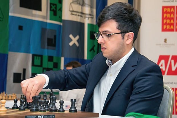 Nicat Abasov bu gün Maqnus Karlsenlə üz-üzədir